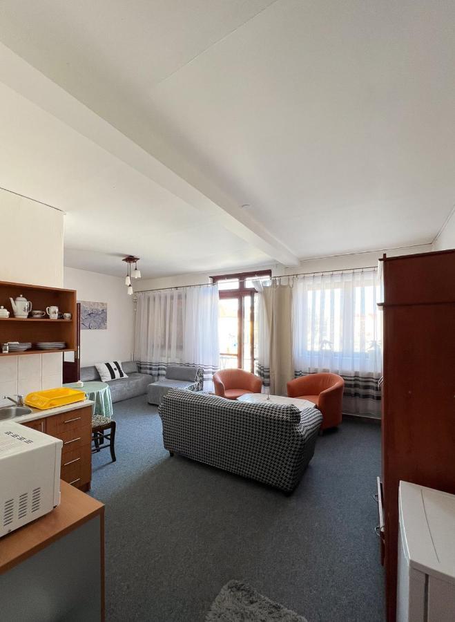 2- Izbovy Apartman Kajka V Penzion Trstena Luaran gambar